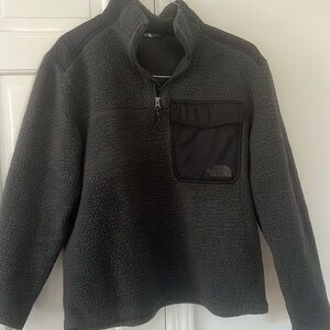 North Face pull over fleece men’s medium dark gray